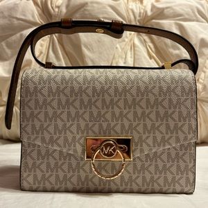 Michael Kors (Adjustable) Crossbody sold